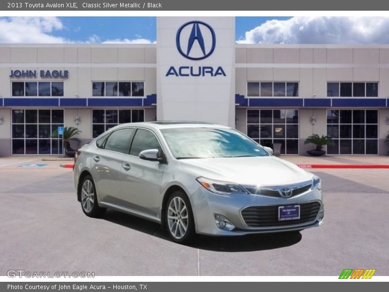 Classic Silver Metallic / Black 2013 Toyota Avalon XLE