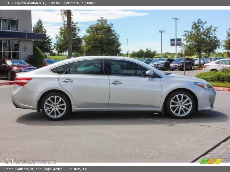 Classic Silver Metallic / Black 2013 Toyota Avalon XLE