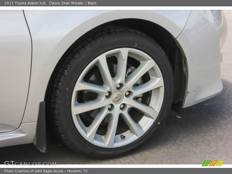 Classic Silver Metallic / Black 2013 Toyota Avalon XLE