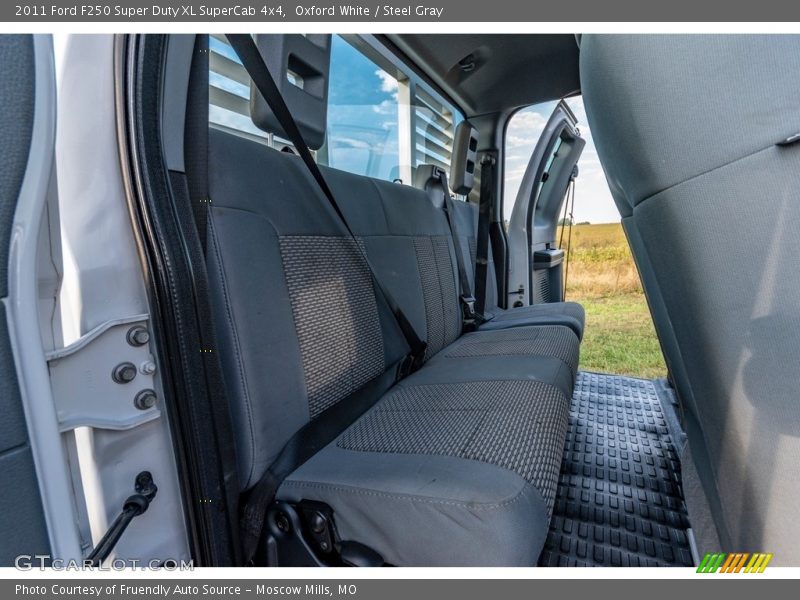 Oxford White / Steel Gray 2011 Ford F250 Super Duty XL SuperCab 4x4