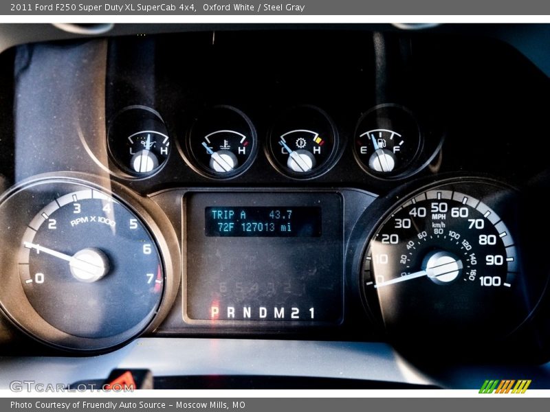 Oxford White / Steel Gray 2011 Ford F250 Super Duty XL SuperCab 4x4