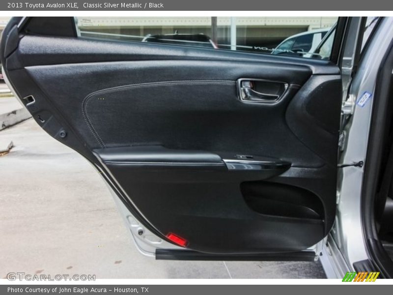 Classic Silver Metallic / Black 2013 Toyota Avalon XLE
