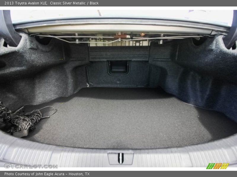 Classic Silver Metallic / Black 2013 Toyota Avalon XLE