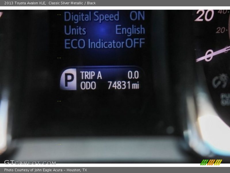 Classic Silver Metallic / Black 2013 Toyota Avalon XLE