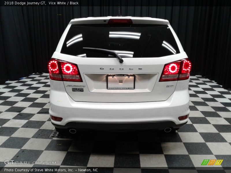 Vice White / Black 2018 Dodge Journey GT