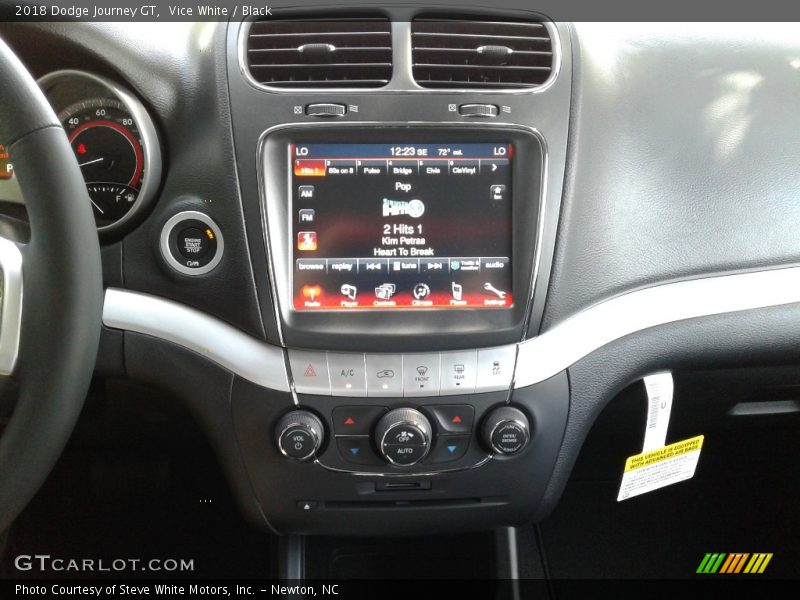 Vice White / Black 2018 Dodge Journey GT