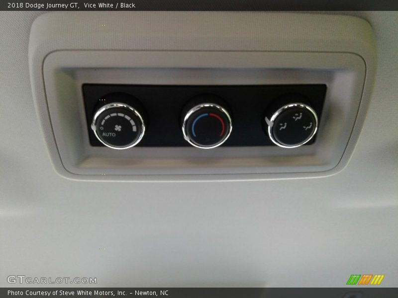 Vice White / Black 2018 Dodge Journey GT