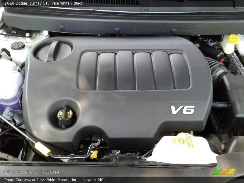 Vice White / Black 2018 Dodge Journey GT