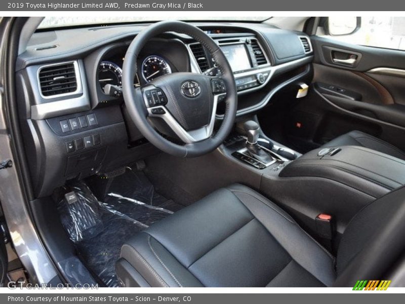 Predawn Gray Mica / Black 2019 Toyota Highlander Limited AWD