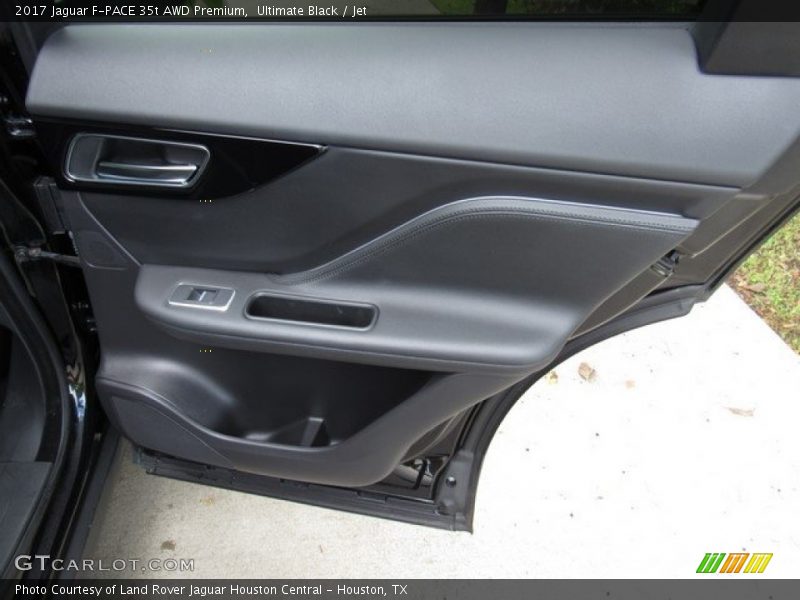 Ultimate Black / Jet 2017 Jaguar F-PACE 35t AWD Premium