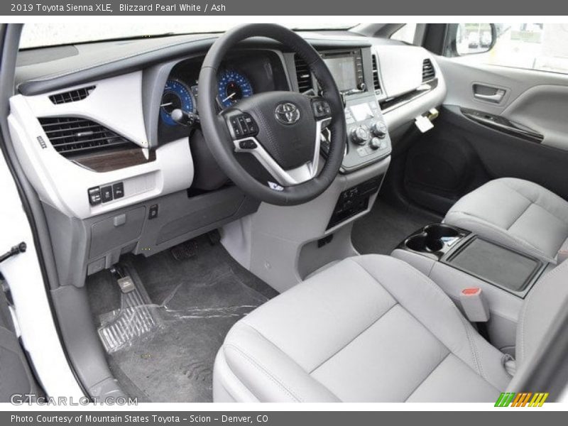 Blizzard Pearl White / Ash 2019 Toyota Sienna XLE