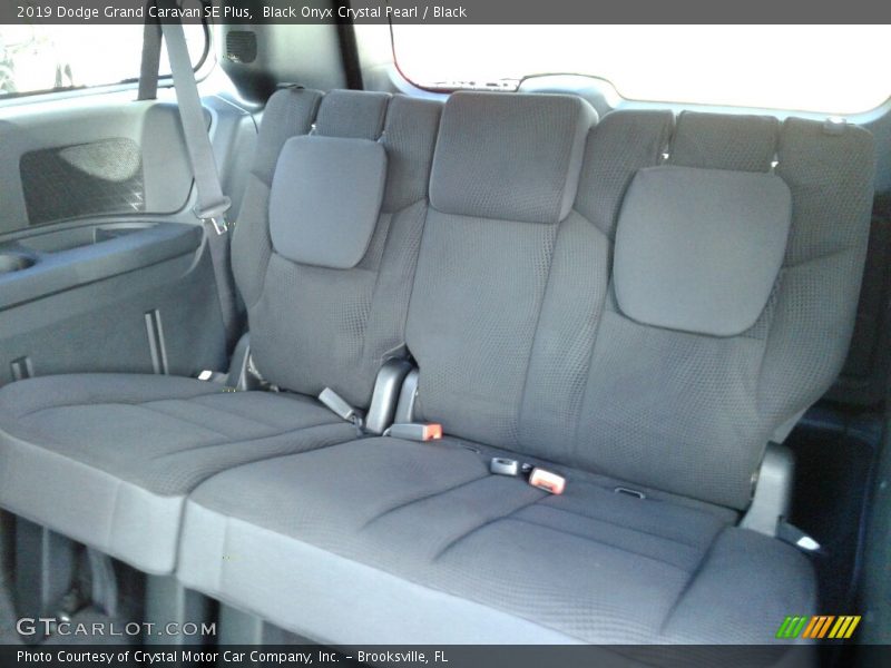 Black Onyx Crystal Pearl / Black 2019 Dodge Grand Caravan SE Plus