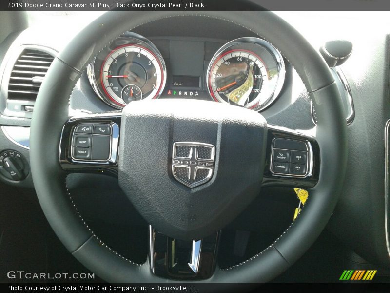 Black Onyx Crystal Pearl / Black 2019 Dodge Grand Caravan SE Plus