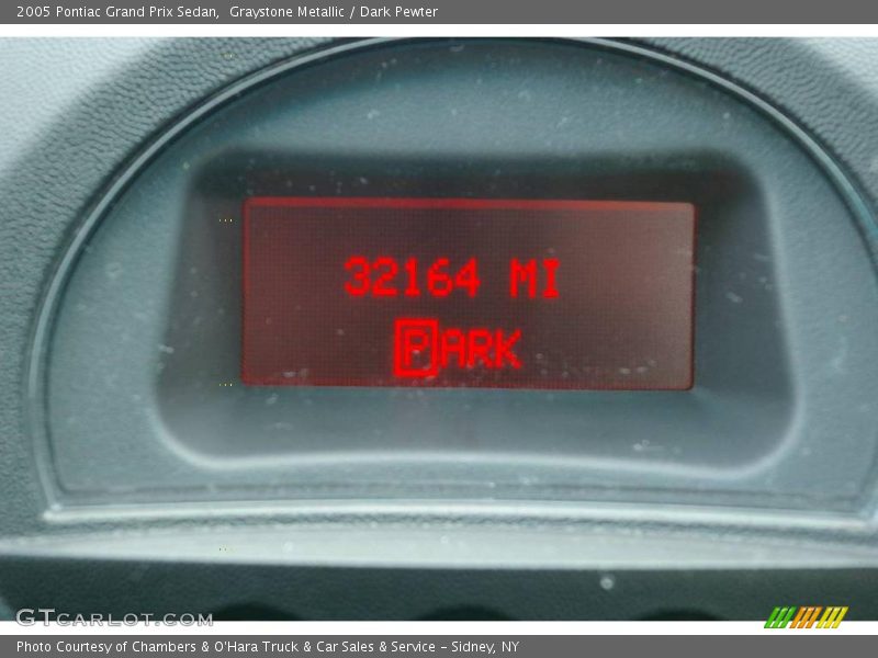 Graystone Metallic / Dark Pewter 2005 Pontiac Grand Prix Sedan
