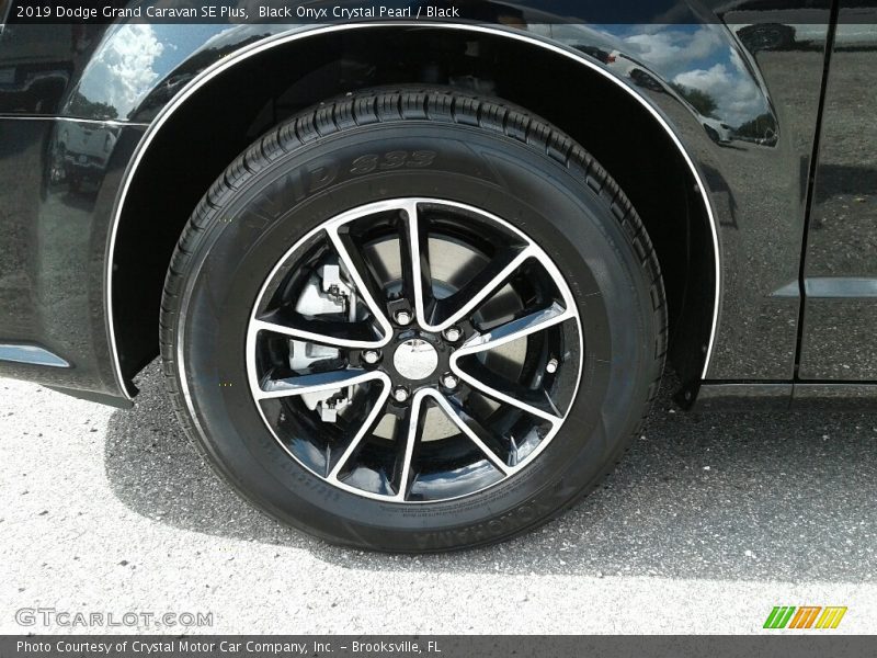 Black Onyx Crystal Pearl / Black 2019 Dodge Grand Caravan SE Plus