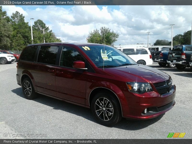 Octane Red Pearl / Black 2019 Dodge Grand Caravan SE Plus