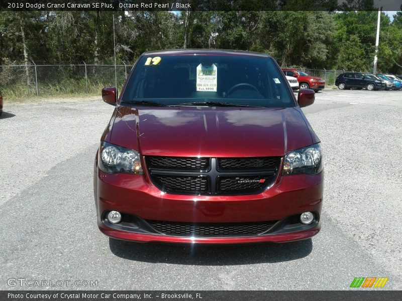 Octane Red Pearl / Black 2019 Dodge Grand Caravan SE Plus