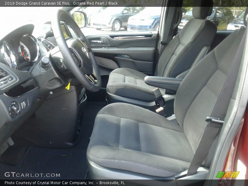 Octane Red Pearl / Black 2019 Dodge Grand Caravan SE Plus