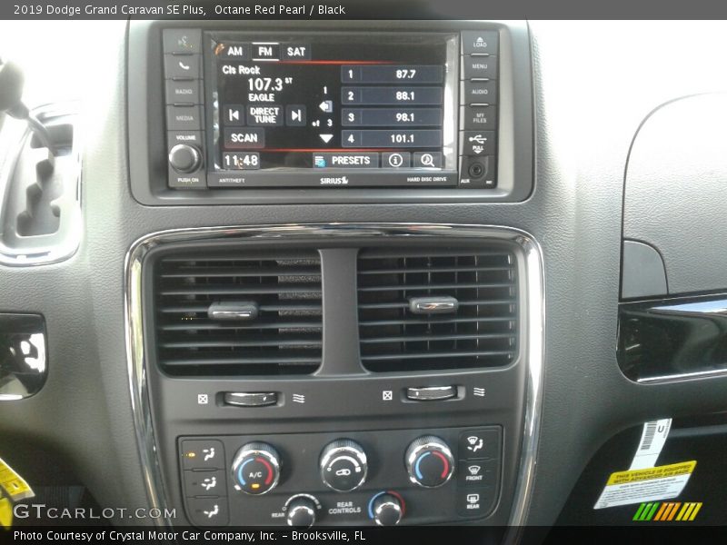 Octane Red Pearl / Black 2019 Dodge Grand Caravan SE Plus