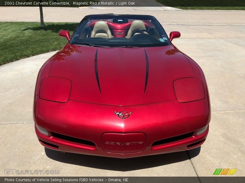Magnetic Red II Metallic / Light Oak 2001 Chevrolet Corvette Convertible