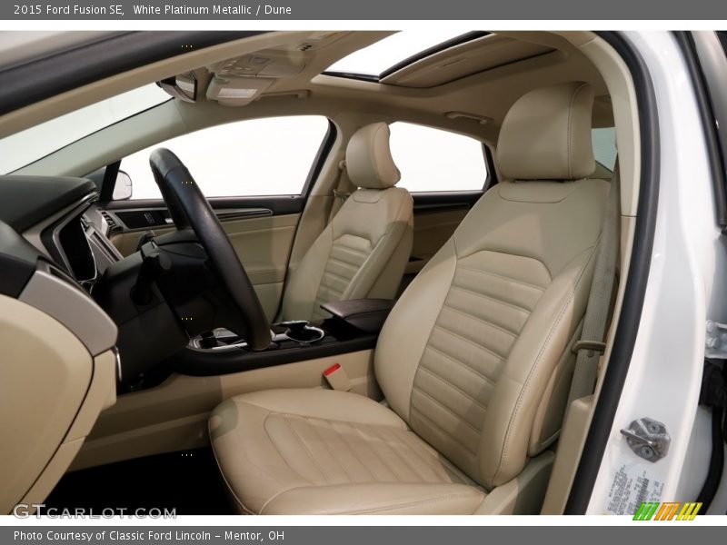 White Platinum Metallic / Dune 2015 Ford Fusion SE