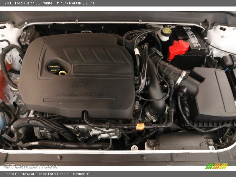 White Platinum Metallic / Dune 2015 Ford Fusion SE
