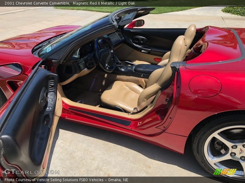 Magnetic Red II Metallic / Light Oak 2001 Chevrolet Corvette Convertible