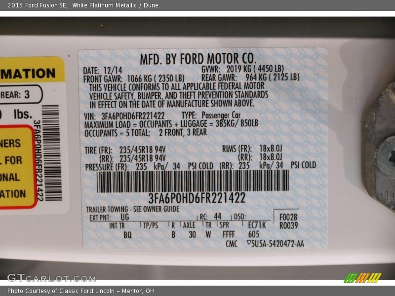 White Platinum Metallic / Dune 2015 Ford Fusion SE