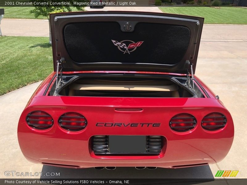 Magnetic Red II Metallic / Light Oak 2001 Chevrolet Corvette Convertible