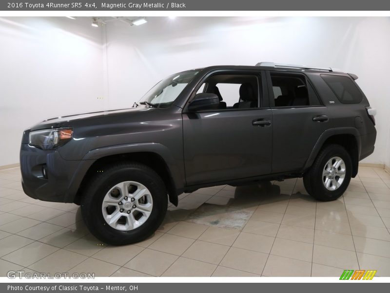 Magnetic Gray Metallic / Black 2016 Toyota 4Runner SR5 4x4