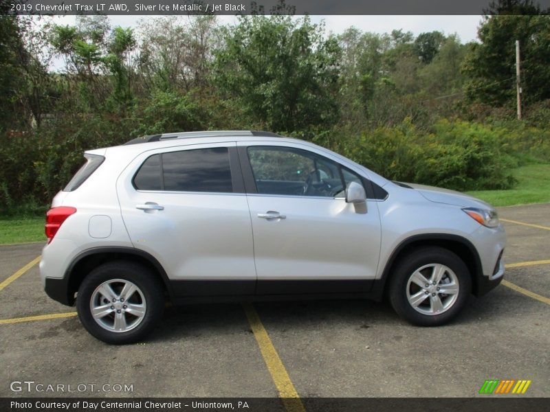 Silver Ice Metallic / Jet Black 2019 Chevrolet Trax LT AWD