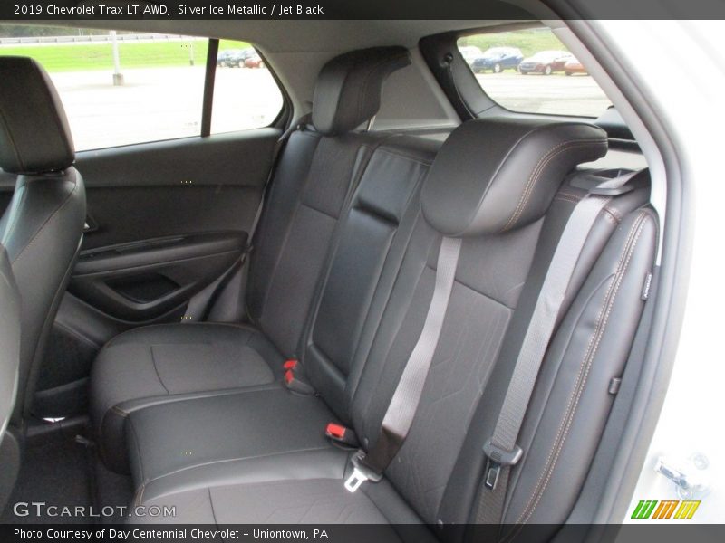 Silver Ice Metallic / Jet Black 2019 Chevrolet Trax LT AWD