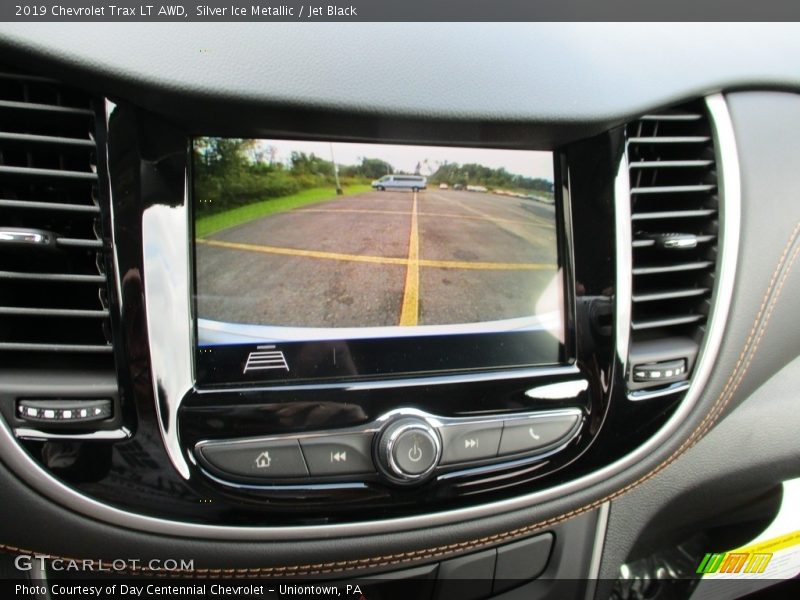 Silver Ice Metallic / Jet Black 2019 Chevrolet Trax LT AWD