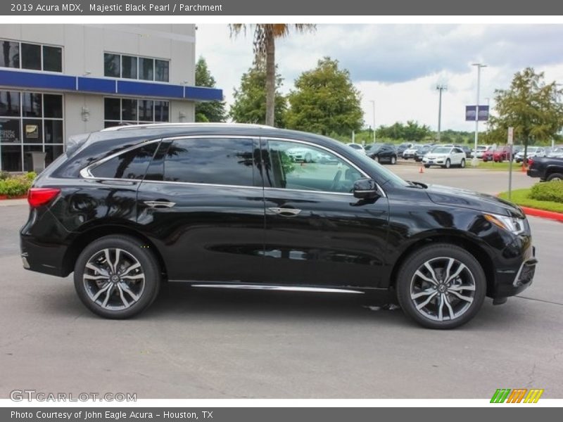 Majestic Black Pearl / Parchment 2019 Acura MDX