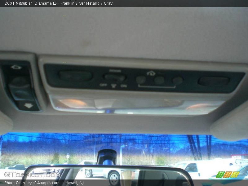 Franklin Silver Metallic / Gray 2001 Mitsubishi Diamante LS