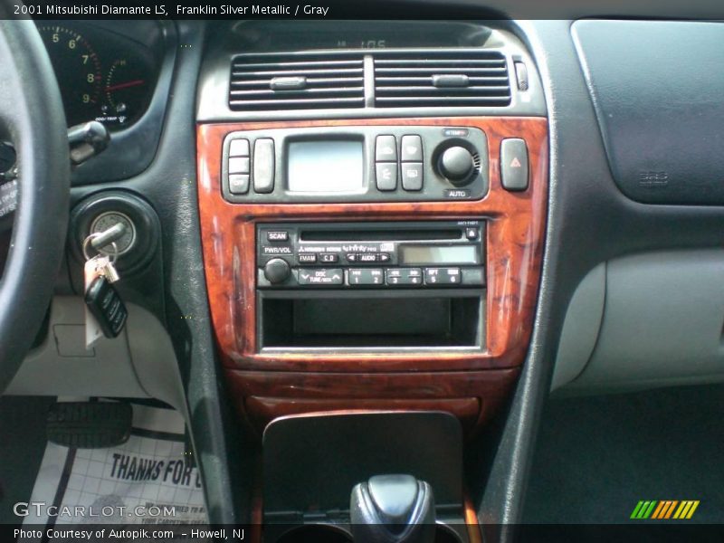 Franklin Silver Metallic / Gray 2001 Mitsubishi Diamante LS