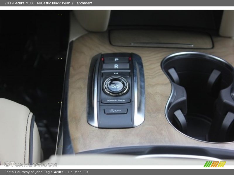 Majestic Black Pearl / Parchment 2019 Acura MDX