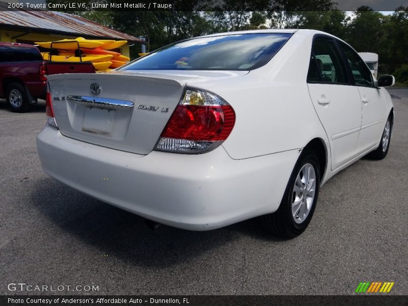 Lunar Mist Metallic / Taupe 2005 Toyota Camry LE V6