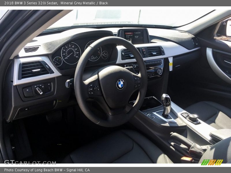 Mineral Grey Metallic / Black 2018 BMW 3 Series 320i Sedan