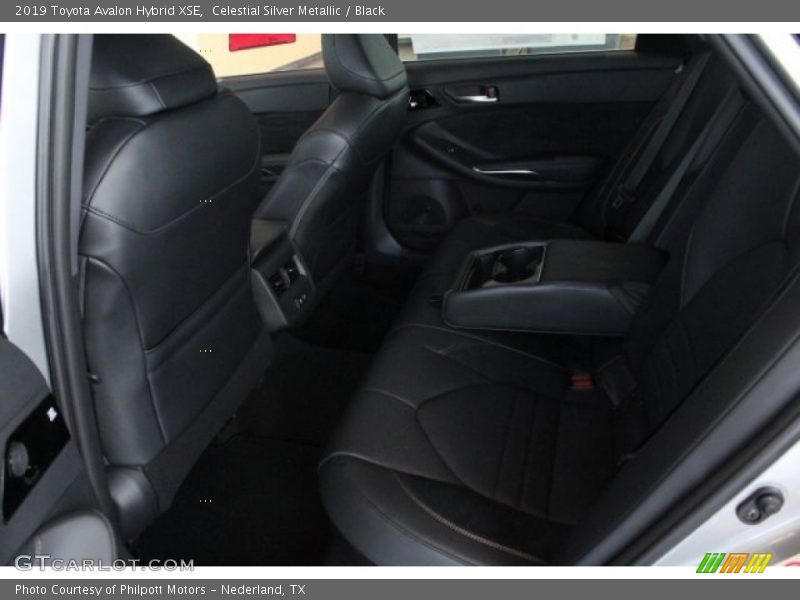 Celestial Silver Metallic / Black 2019 Toyota Avalon Hybrid XSE