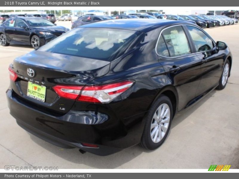 Midnight Black Metallic / Black 2018 Toyota Camry LE