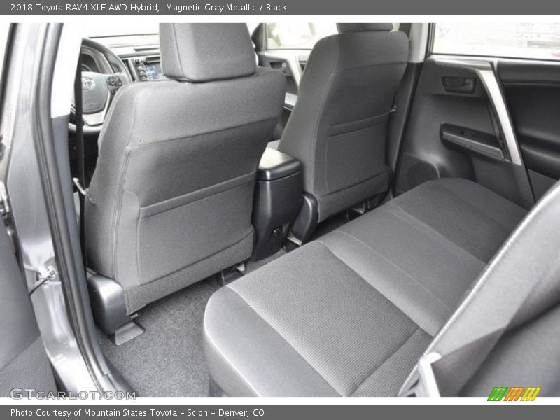 Magnetic Gray Metallic / Black 2018 Toyota RAV4 XLE AWD Hybrid