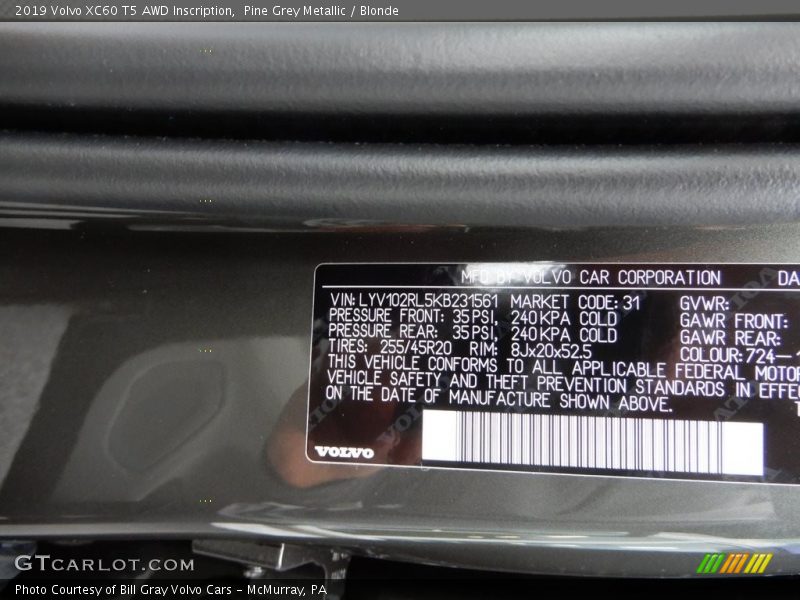Pine Grey Metallic / Blonde 2019 Volvo XC60 T5 AWD Inscription
