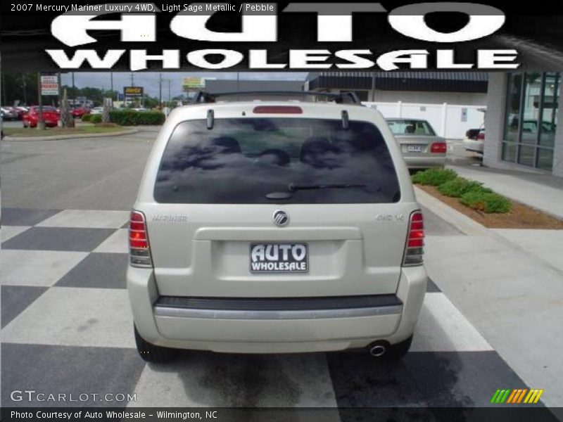 Light Sage Metallic / Pebble 2007 Mercury Mariner Luxury 4WD