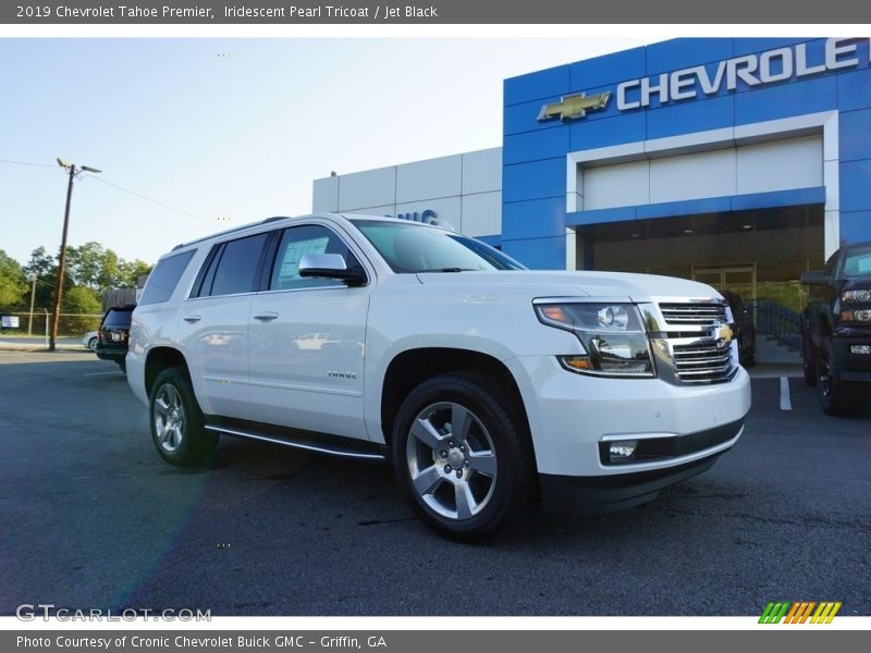 Iridescent Pearl Tricoat / Jet Black 2019 Chevrolet Tahoe Premier