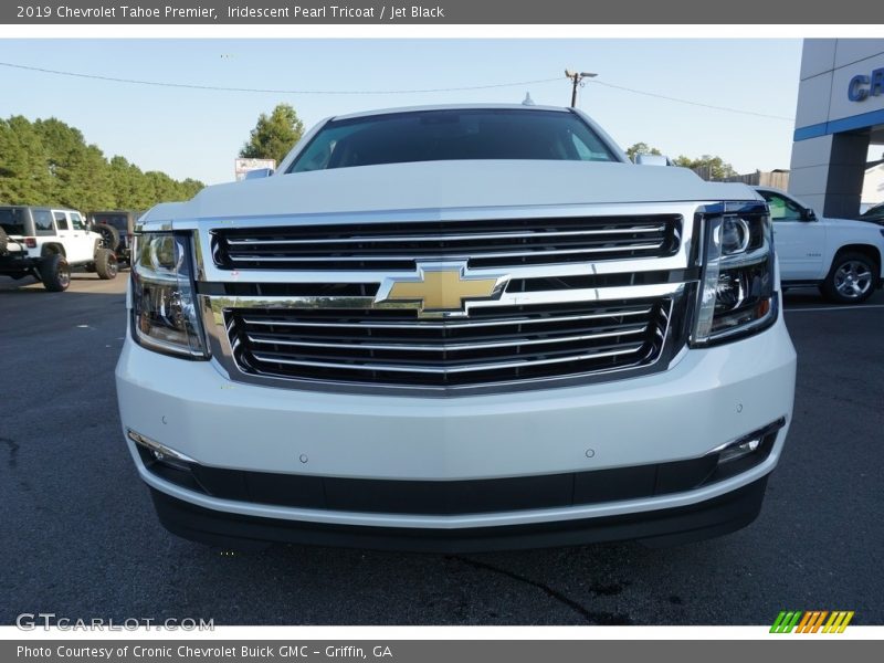 Iridescent Pearl Tricoat / Jet Black 2019 Chevrolet Tahoe Premier
