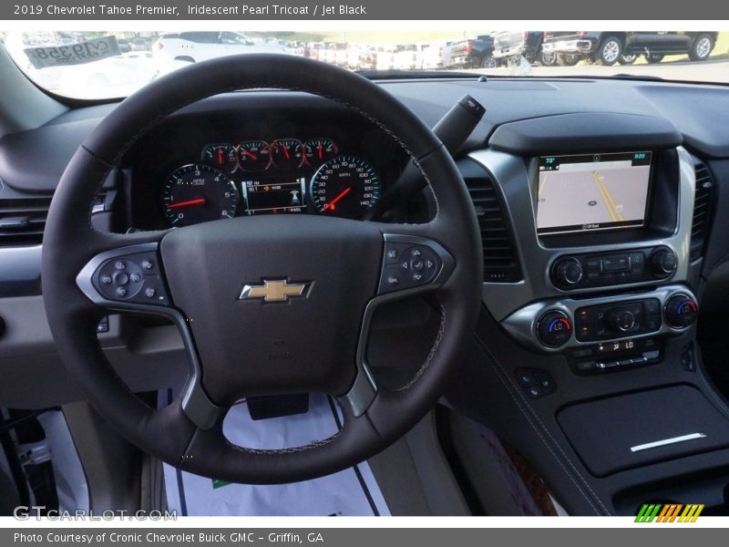 Iridescent Pearl Tricoat / Jet Black 2019 Chevrolet Tahoe Premier