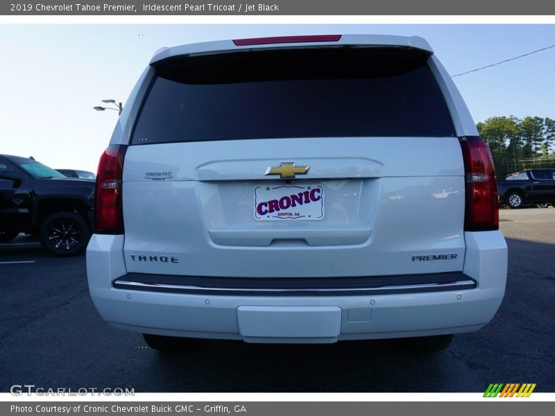 Iridescent Pearl Tricoat / Jet Black 2019 Chevrolet Tahoe Premier