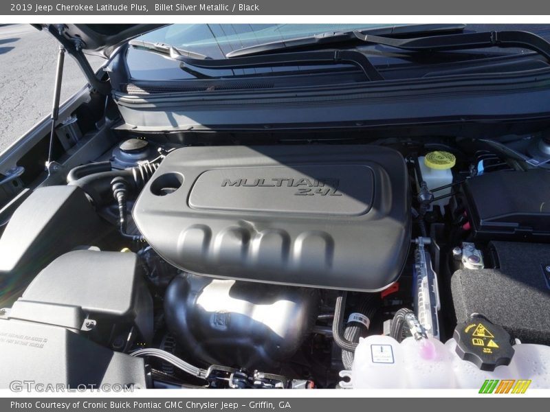 Billet Silver Metallic / Black 2019 Jeep Cherokee Latitude Plus