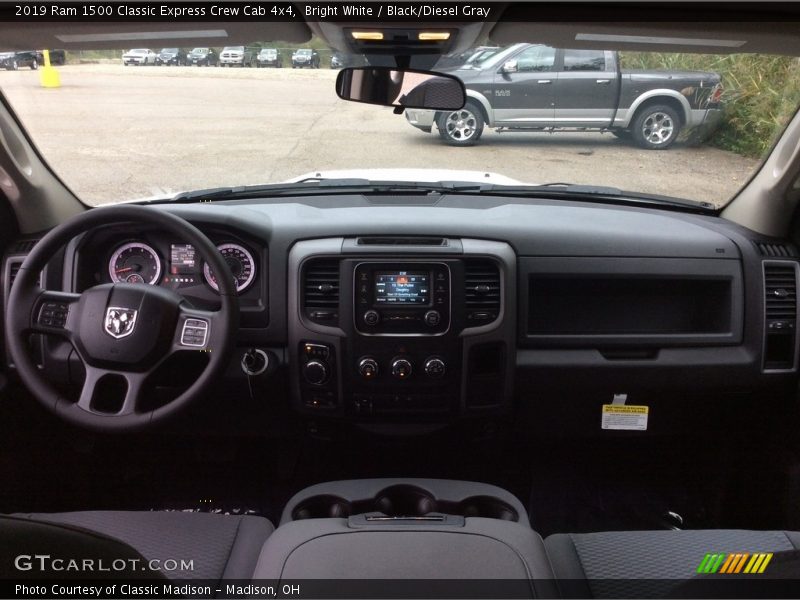 Bright White / Black/Diesel Gray 2019 Ram 1500 Classic Express Crew Cab 4x4